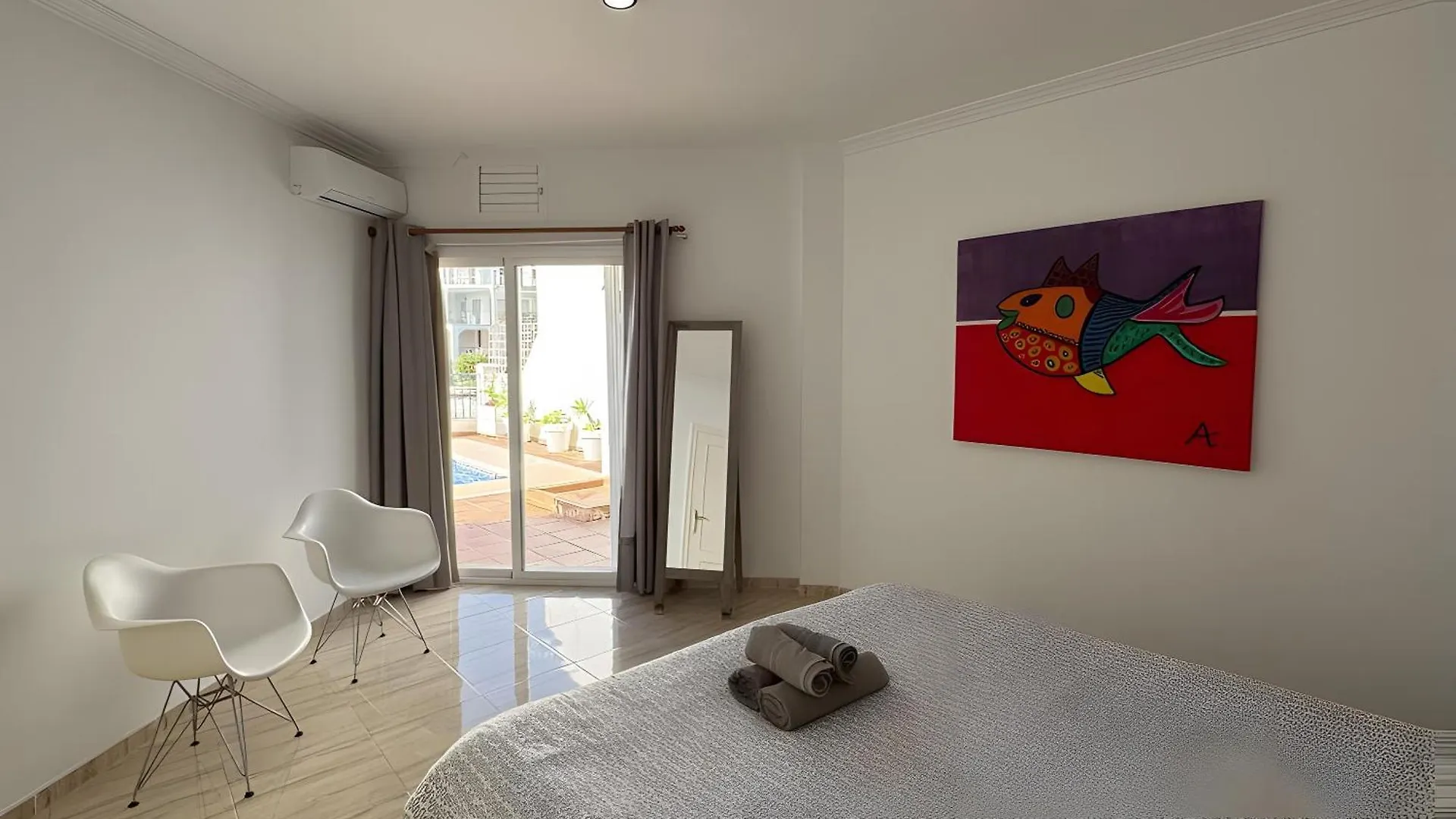 Apartment With Private Pool Nerja